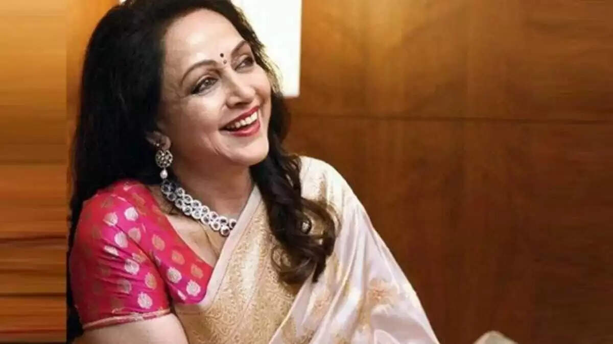 Hema Malini Age, Family, Movies, Biography