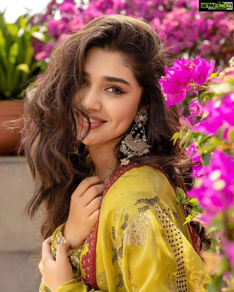 Krithi Shetty Age, Family, Movies, Biography