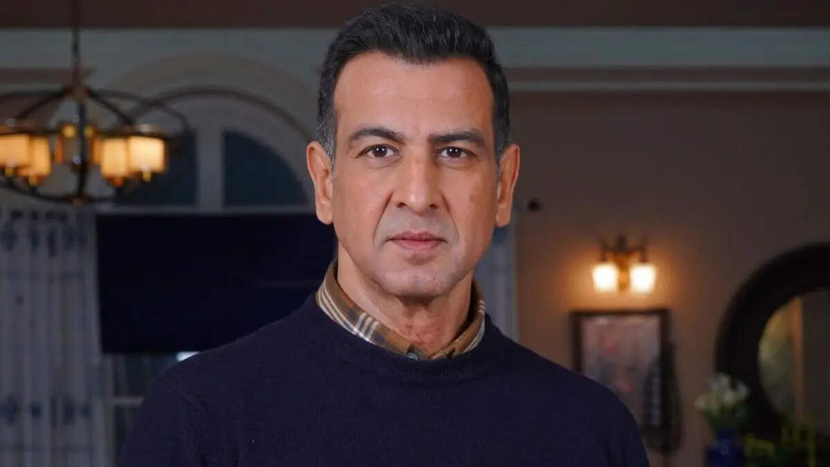 Ronit Roy Actor Age, Biography, Family, Movies, Wiki