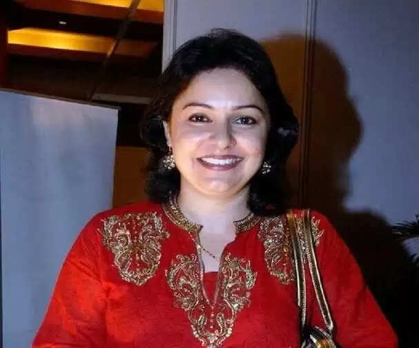 Anjali Tendulkar Age, Education, Family, Biography
