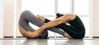 Know About Yoga Poses For Two People