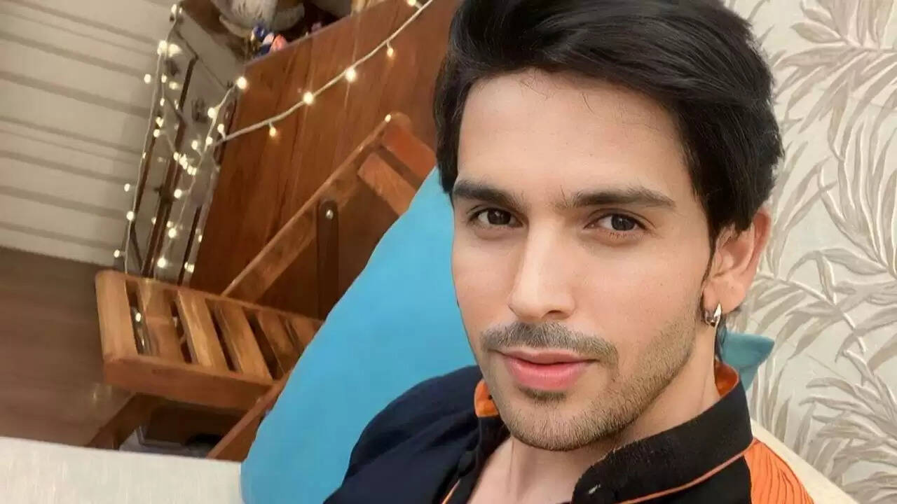 Shehzada Dhami Wife, Age, Height, Family & Biography