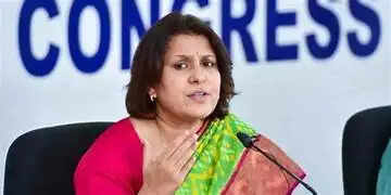 Supriya Shrinate Age, Father, Husband, Family, Net Worth, Biography