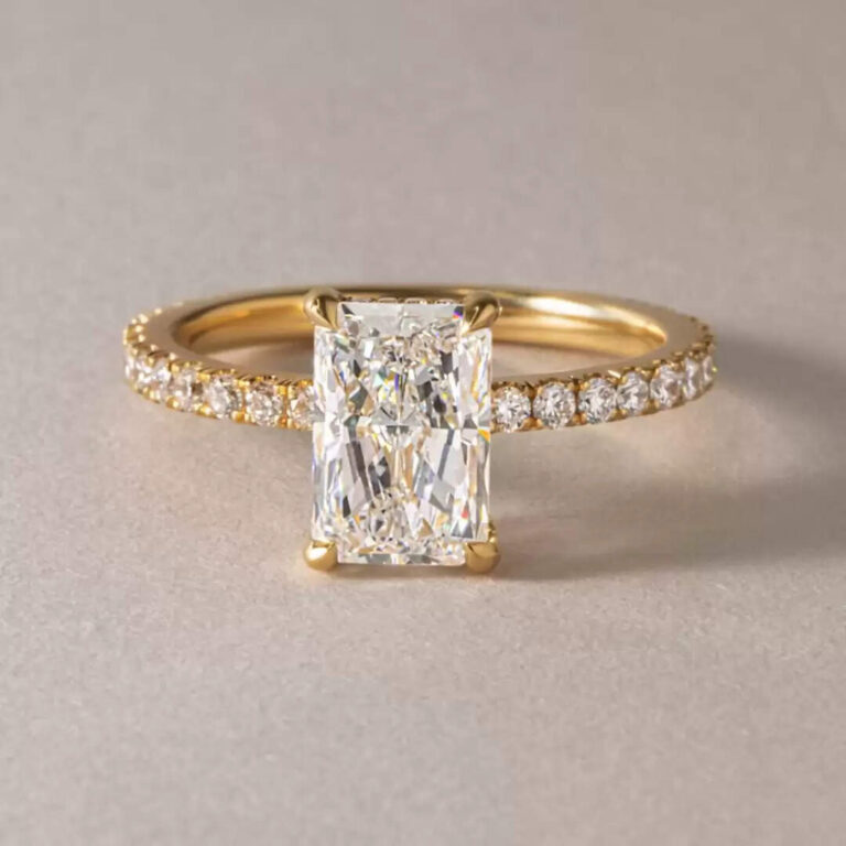 How to Select the Best 2-Carat Radiant Cut Diamond Ring for Your Proposal