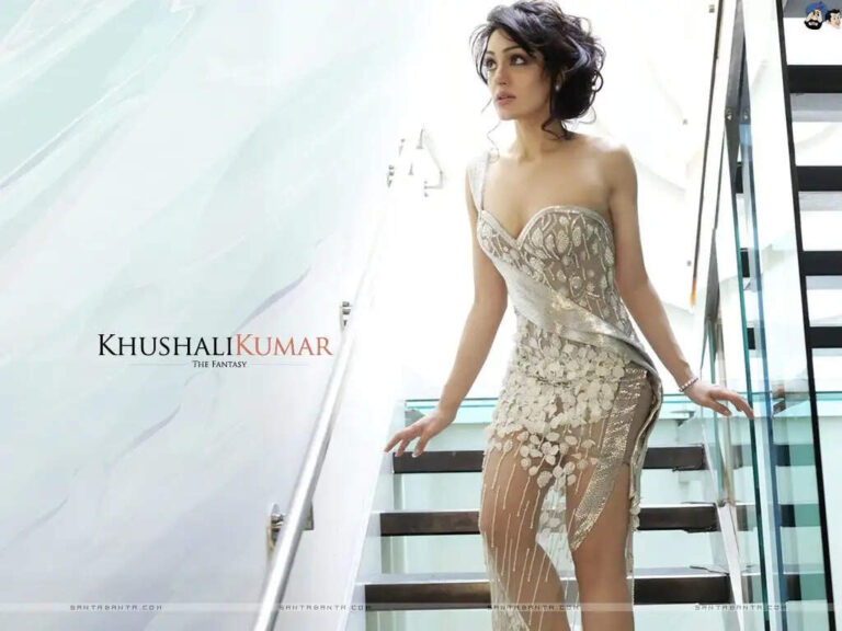 Biography Of Khushali Kumar