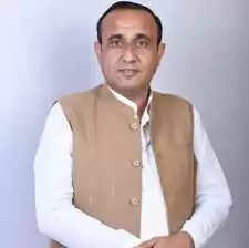 Biography Of Sudesh Chopra