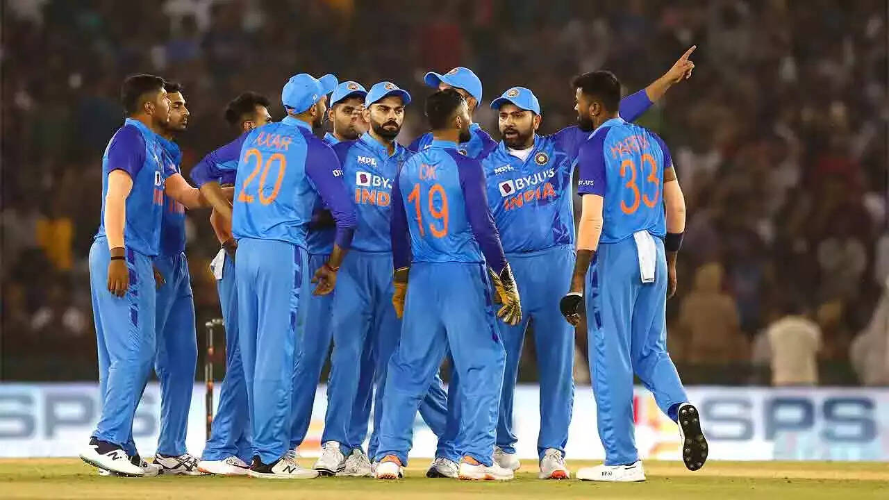 Know About The Coaches Of Indian Cricket Team In 2025