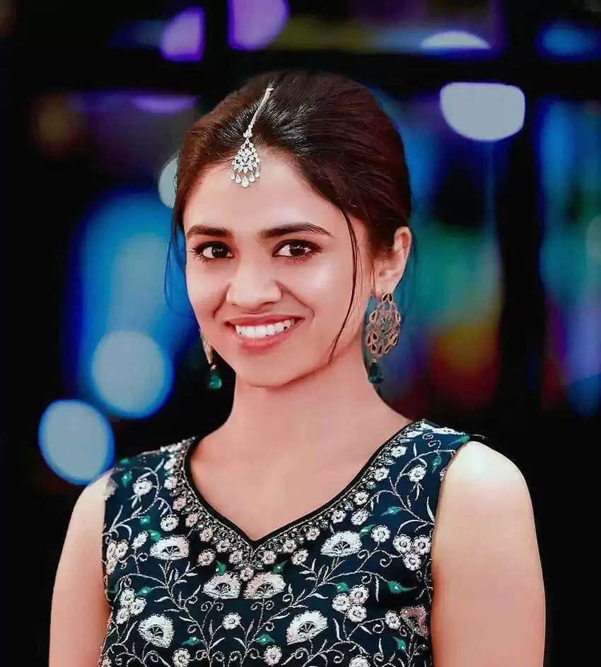 Meenakshi Dileep Biography, Age, Height, Birthday, Net Worth, Family