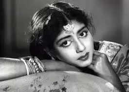 Sabitri Chatterjee Biography, Age, Height, Career, Net Worth, Husband