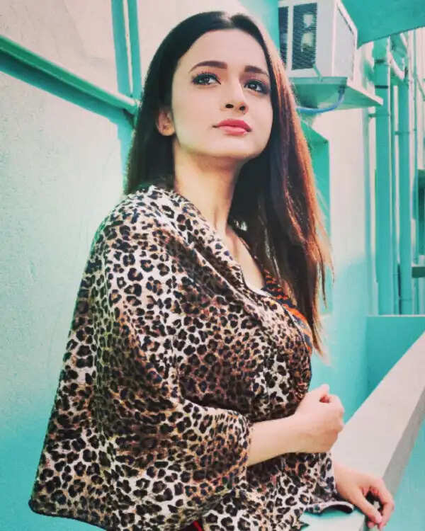 Nandini Dutta Biography, Age, Height, Career, Husband