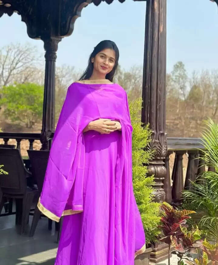Instagram Star Srushti Ambavale Age, Biography In 2025