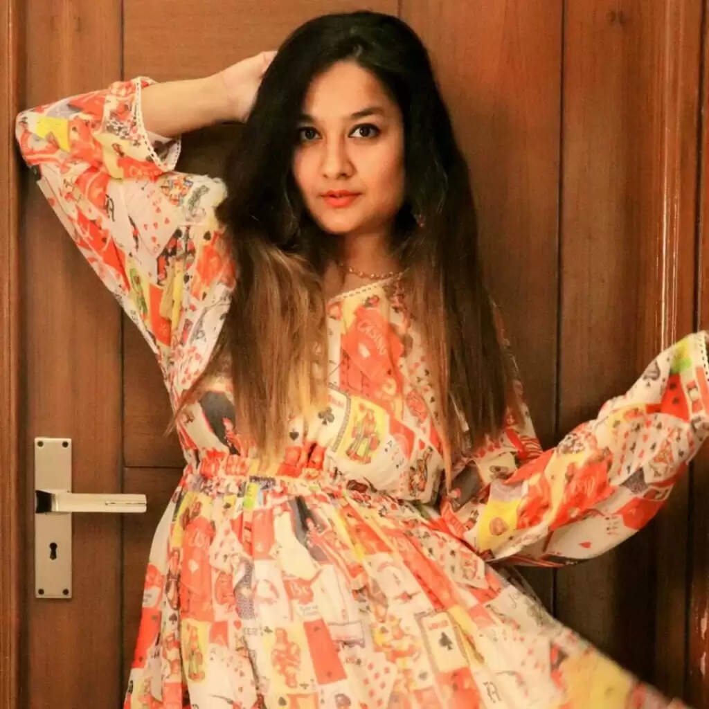 Singer Swasti Mehul Jain Biography, Wiki, Age, Husband, Career, Net Worth