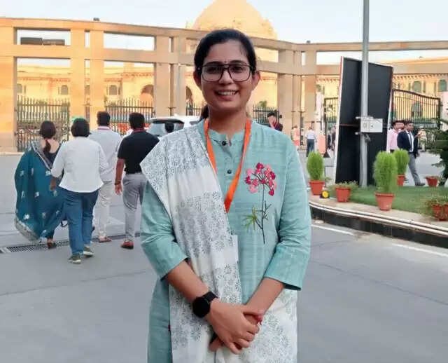 IAS Kritika Mishra Biography, Age, UPSC Marksheet, Rank, Net Worth