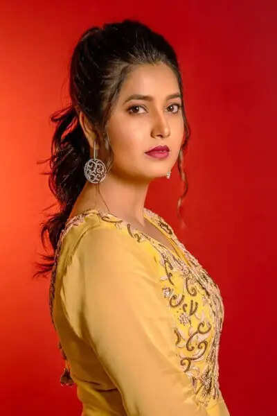 Prajakta Mali Age, Wiki, Height, Family, Instagram, Biography, Boyfriend, Serials In 2025