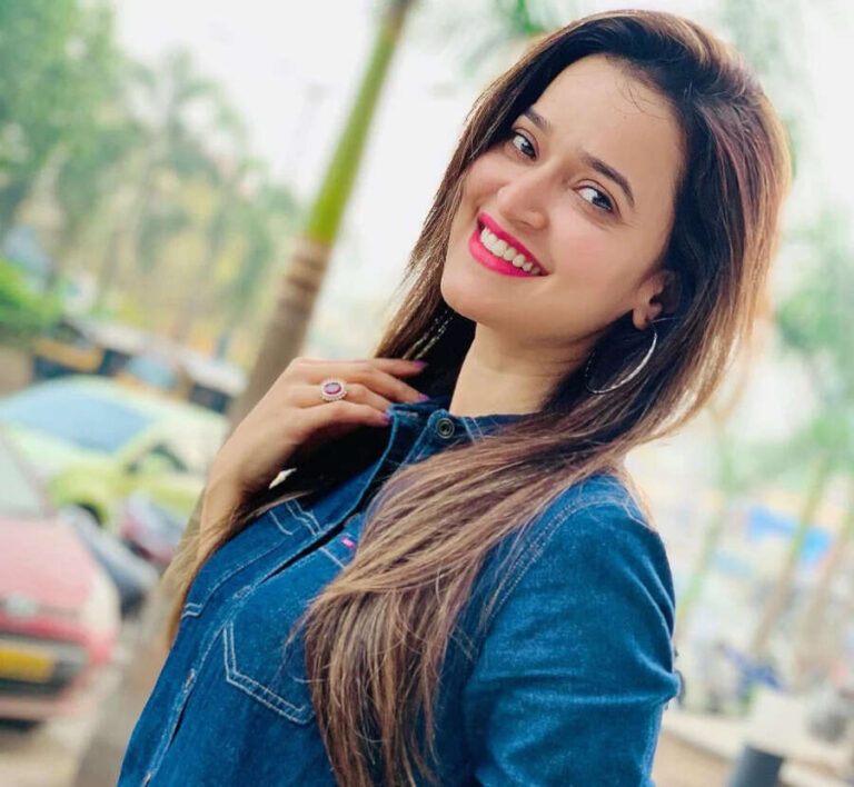 Jiya Chauhan Age, Biography, Boyfriend, Family, Wiki, Films In 2025