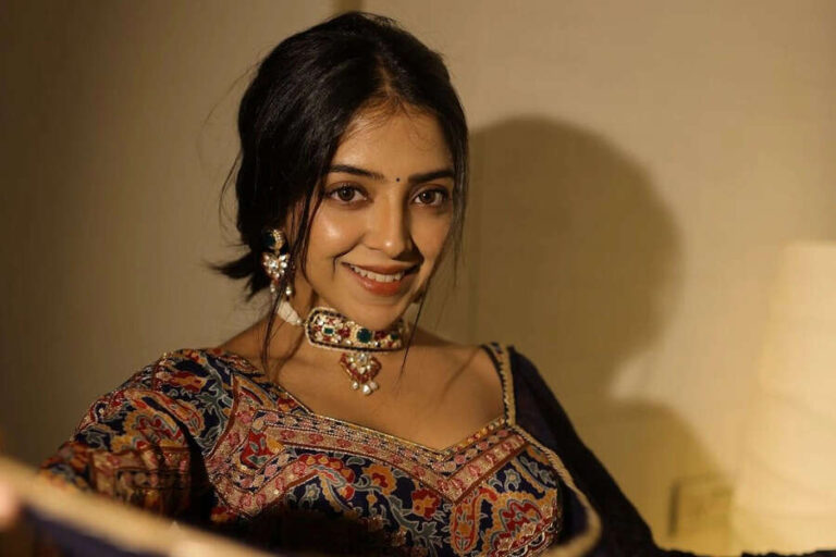 Khushi Dubey Age, Biography, Boyfriend, Family, Wiki, Films, TV Shows, Web-series, Music Videos, Instagram
