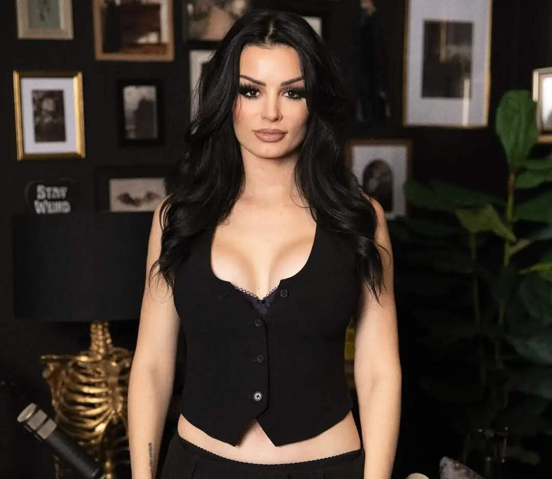 Paige Age, Height, Weight, Husband, Net Worth In 2025