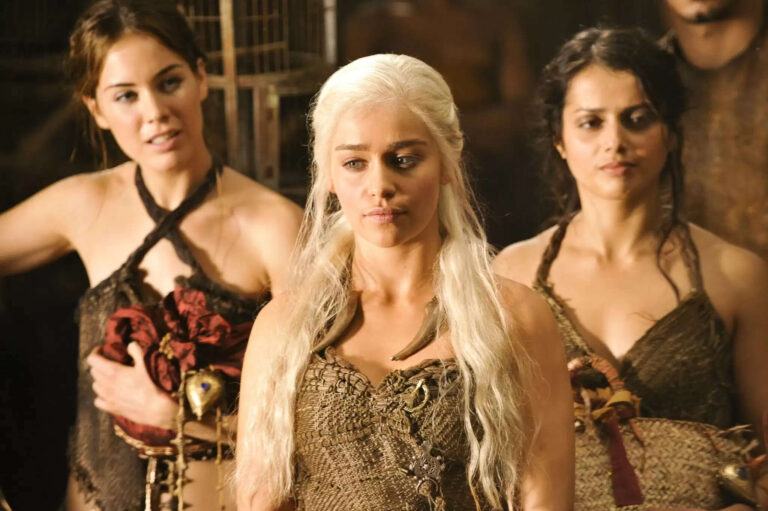 Cast And Crew Of English Tv Show Game Of Thrones Season 1