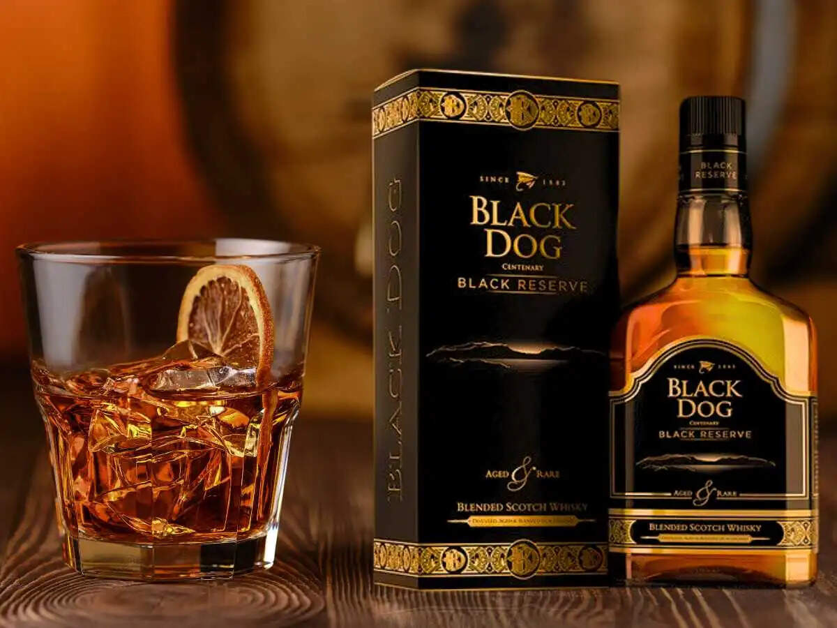 Black Dog Whisky Price in Mumbai, Maharashtra