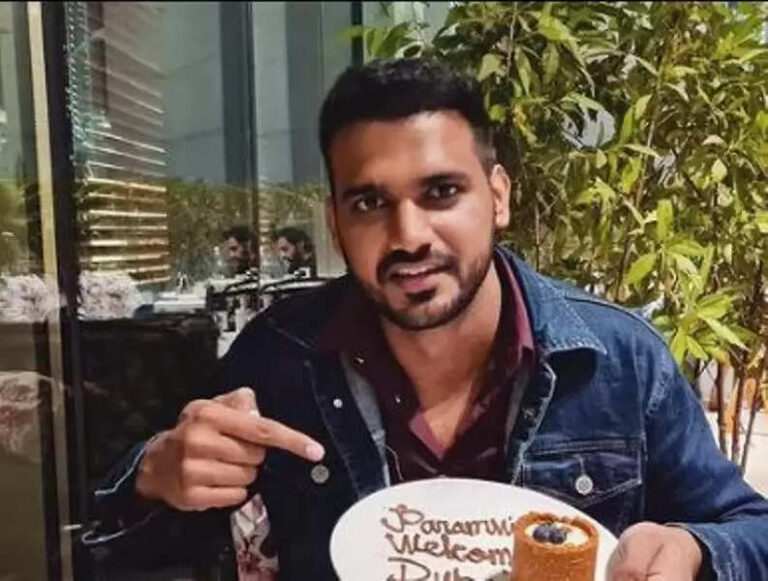 Paramvir Beniwal (Passenger Paramvir) Biography, Age, Height, Family, Income In 2025