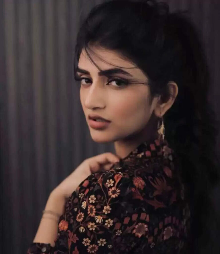 Sreeleela Age, Height, Weight, Size, DOB, Boyfriend, Husband, Family, Biography In 2025