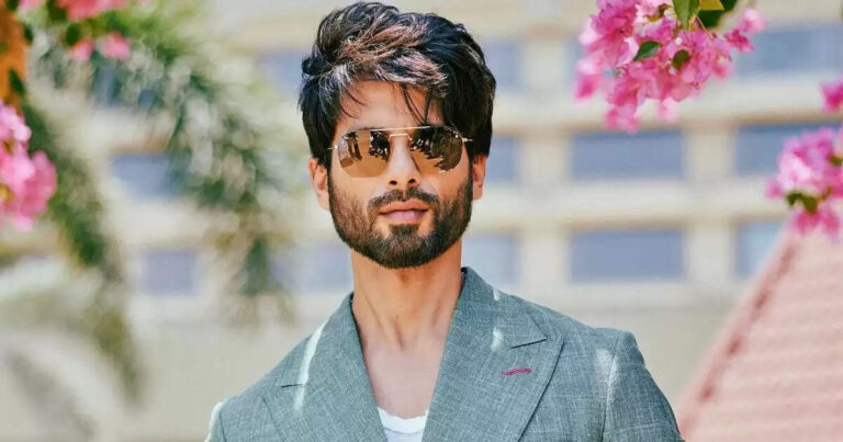 Shahid Kapoor Age, height, Weight, Size, Wife, Family, Biography In 2025