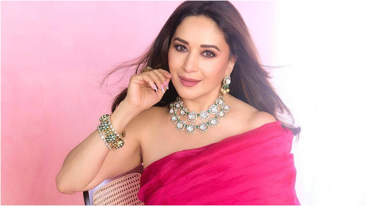 Madhuri Dixit Age, Height, Weight, Size, DOB, Husband, Children, Net Worth, Biography In 2025