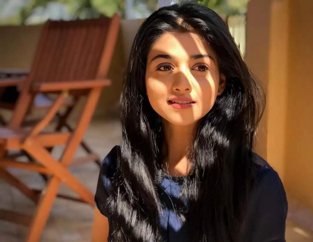 Tanvi Dogra Age, Size, Height, Weight, DOB, Husband, Boyfriends, Family, Biography In 2025