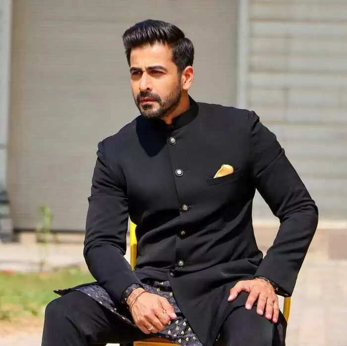 Dishank Arora Biography, Age, Height, Career, Net Worth In 2025