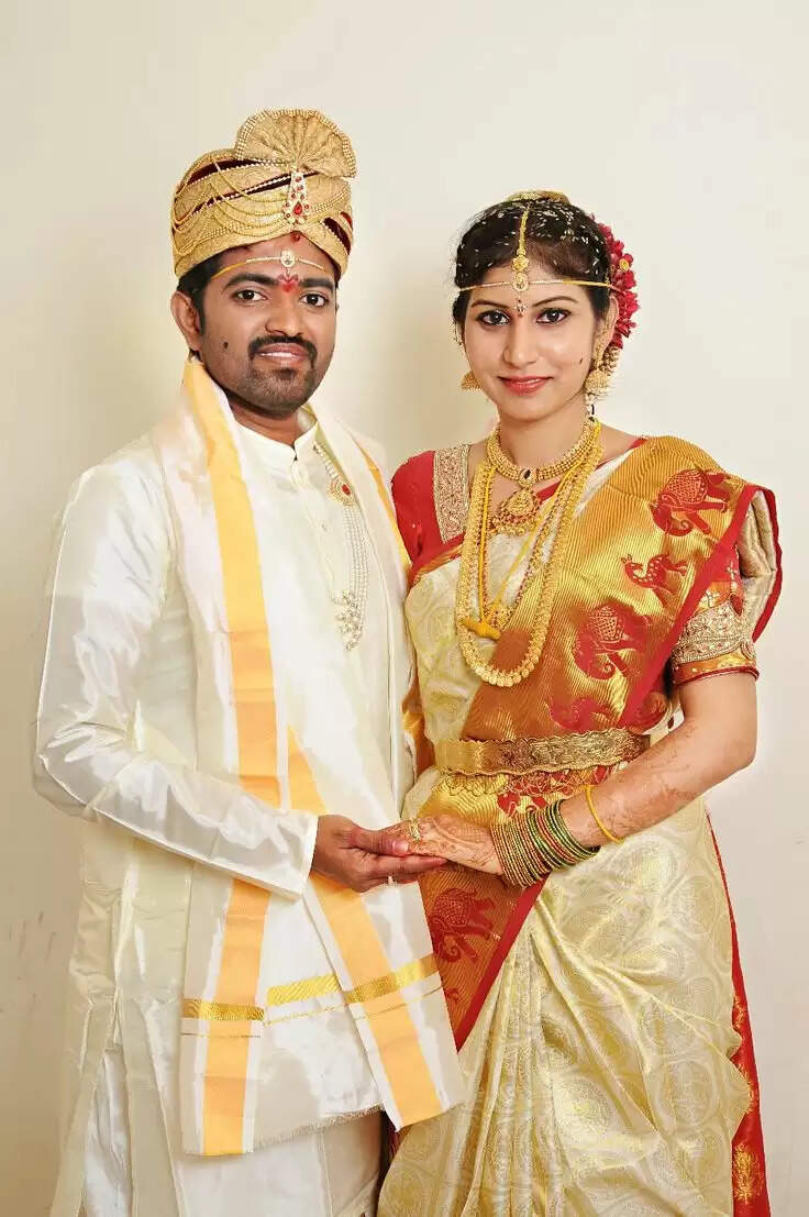 Traditional Dress of Telangana Men & Women