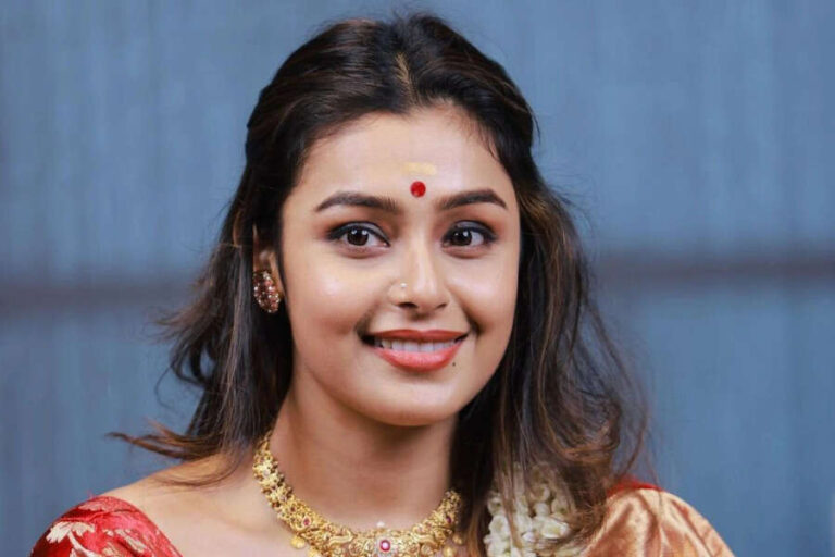 Mokksha Wiki, Biography, Age, Husband, Family, Movies List In 2025