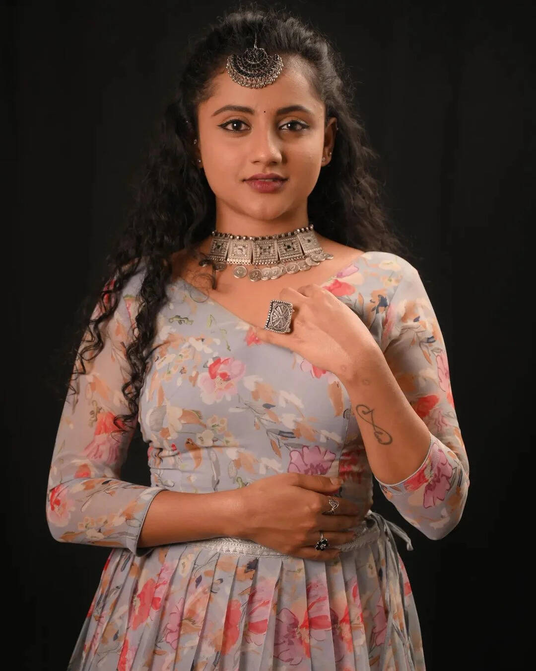 Actress Snehal Kamat Age, Wikipedia, Family, Movies, Web Series, Biography In 2025