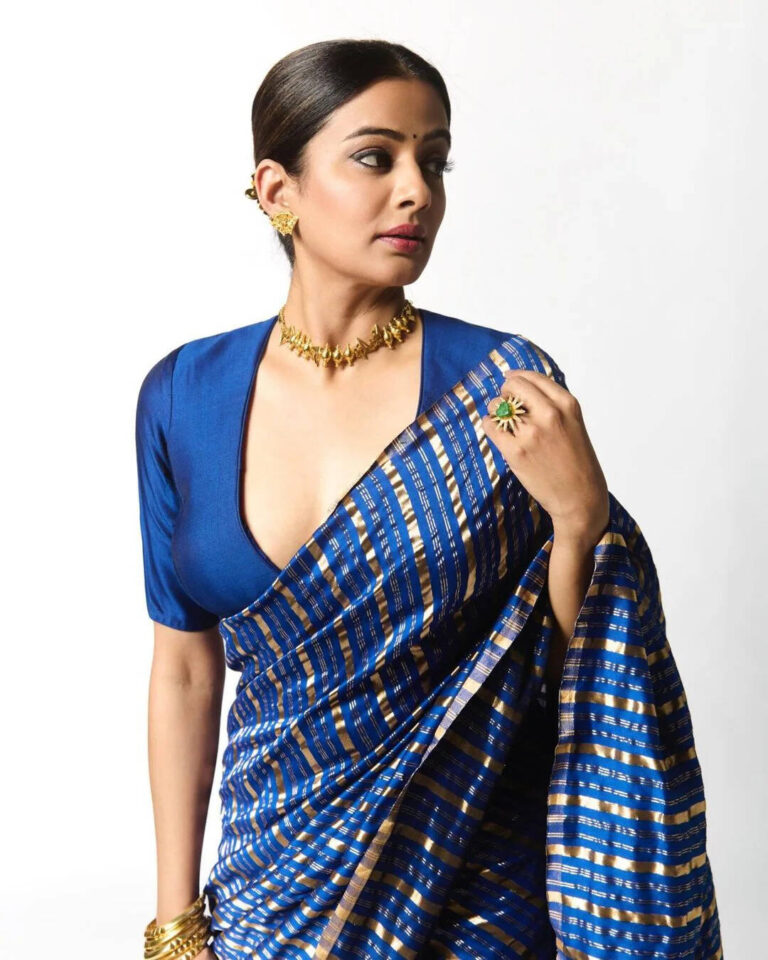 Priyamani Biography, Height, Weight, Age, Affair, Family, Wiki, Net Worth In 2025
