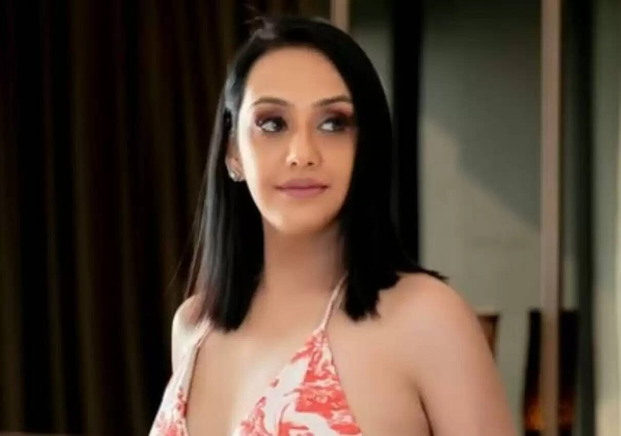 Manvi Taneja Biography, Wiki, Age, Husband, Family, Education, Caste In 2025