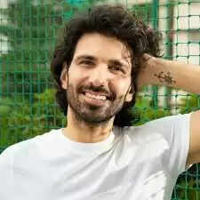Mohit Chhikara Age, Biography, Height, Facts In 2025