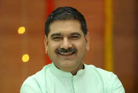 Anil Singhvi Age, salary, wife, height, Net Worth In 2025