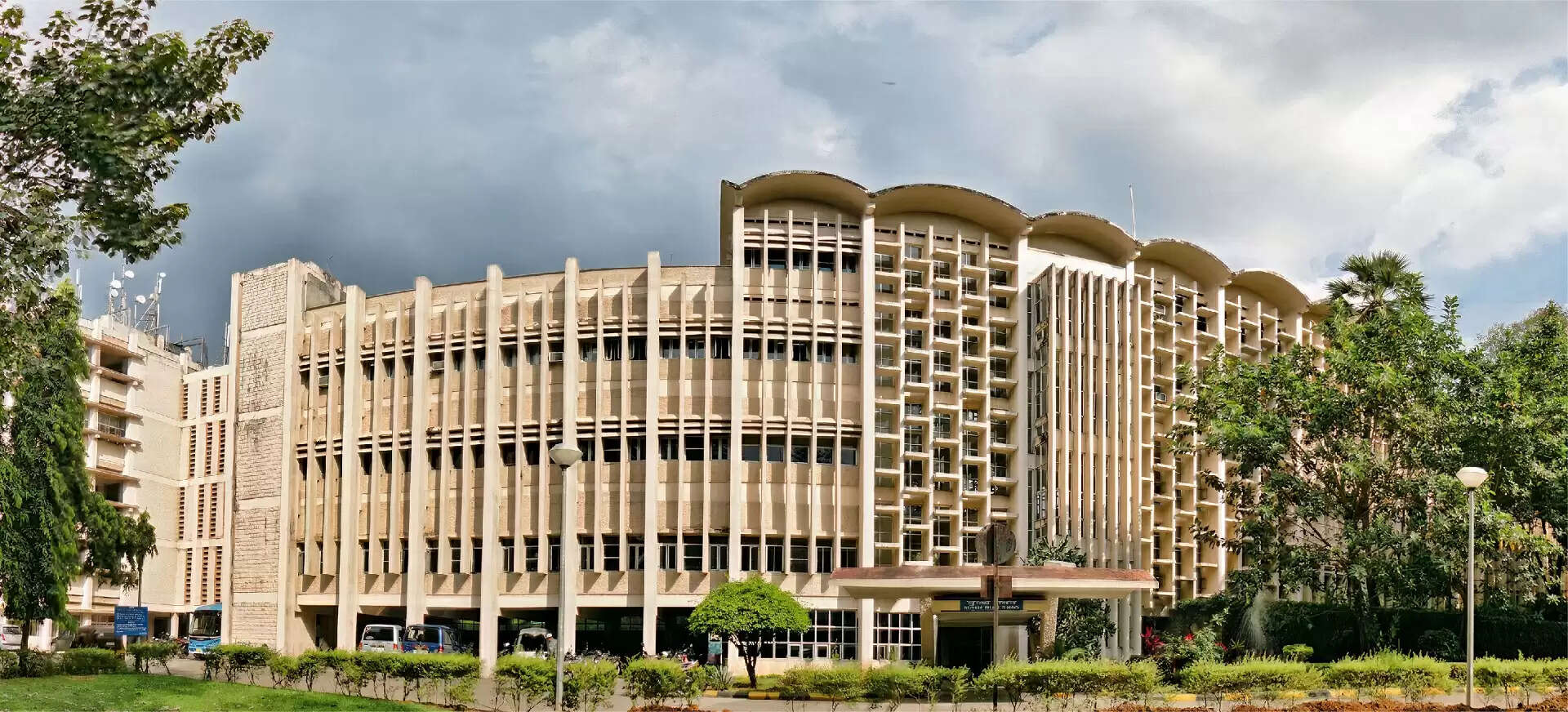 IIT Bombay Contact In 2025