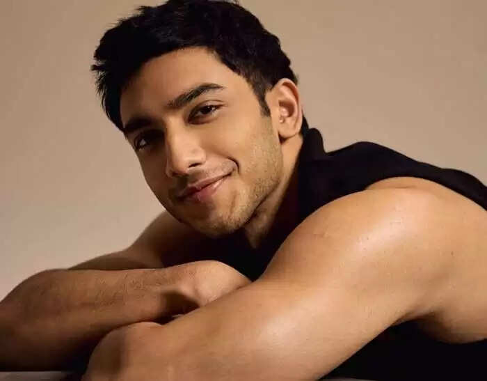 Vedang Raina Height, Age, Family, Education, Girlfriend, Net Worth In 2025