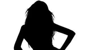 Bollywood Blind Item: Actress Swinging Both Ways