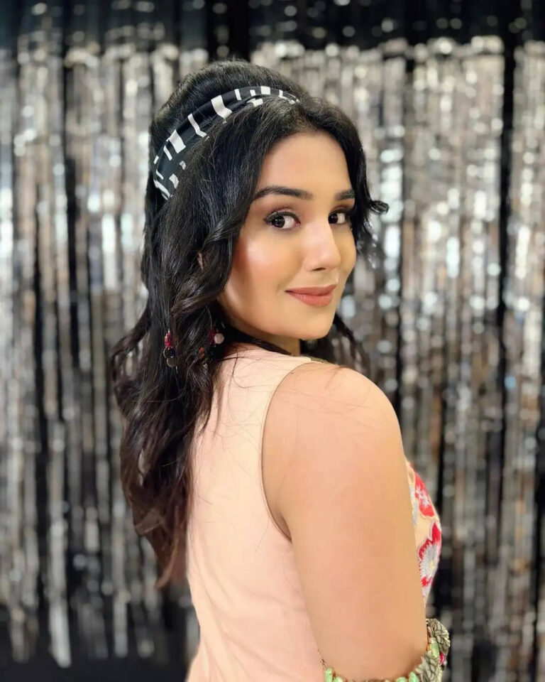 Saloni Sandhu Wiki, Biography, Age, Photos, Spouse In 2026
