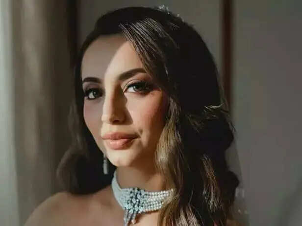 Alekha Advani Biography In 2026