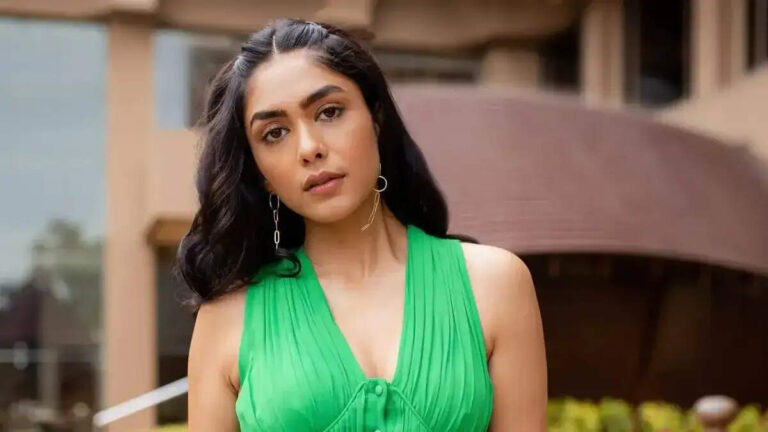 Mrunal Thakur, Age, Height, Weight, Size, Birthday, Husband, Family, Biography In 2026