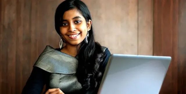 sindhuja-rajaraman-9c8c7d6e-d8cb-4d8a-93fd-9823528fafe-resize-750