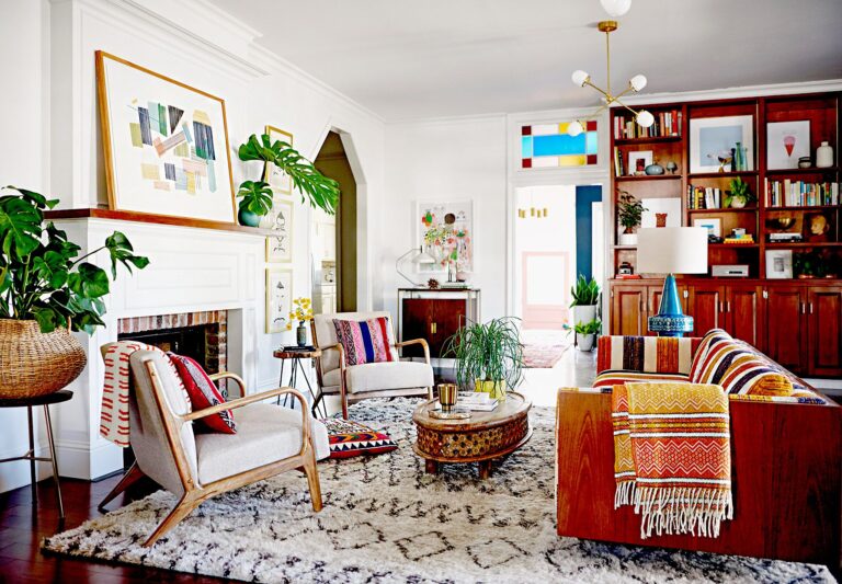 living-room-rug-shelves-7b5d7a52-dcb3e3a7b7e04df99893aeaa76f57d08
